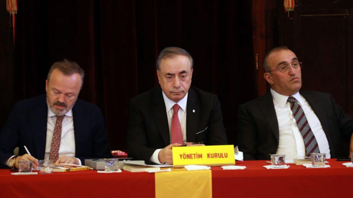 Galatasaray Kulbnn divan kurulu toplants sona erdi