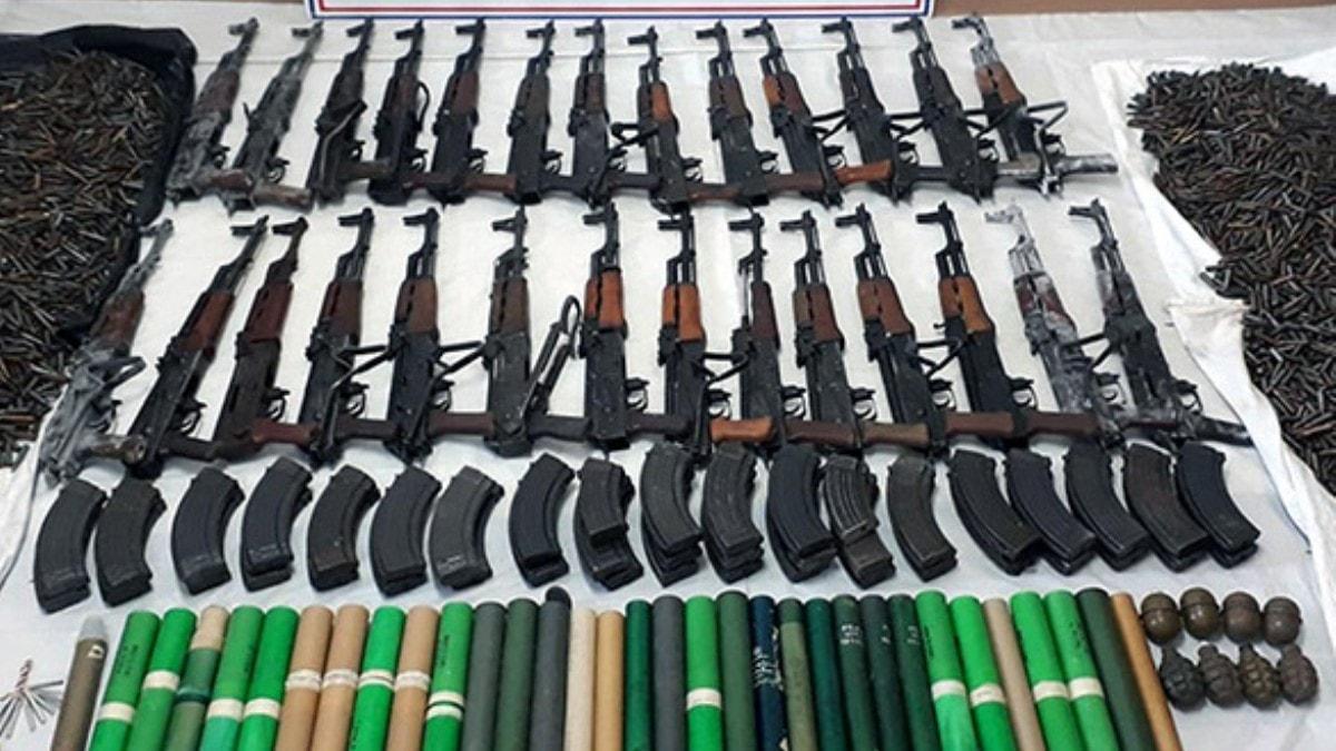 Tunceli'de terristlere ait 2 silah deposu ele geirildi 
