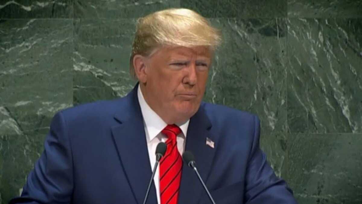 Son dakika haberi... Trump'tan yeni aklama: Blgede ABD askeri yok, durumu yakndan takip ediyorum