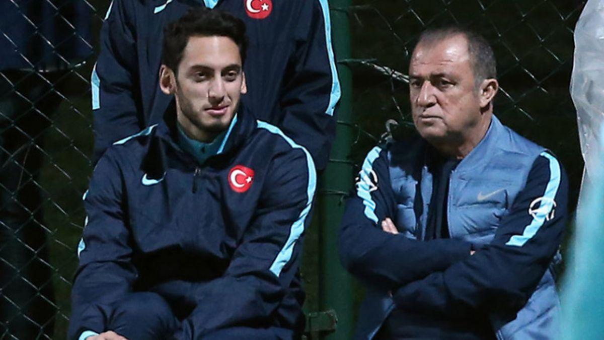 Galatasaray Milan'dan Hakan alhanolu ve Ricardo Rodriguez iin giriimlere balad