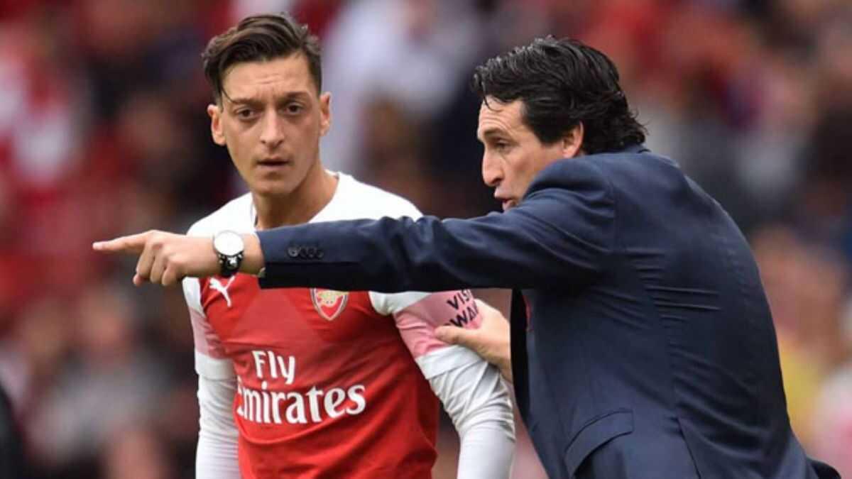 Ad Fenerbahe'yle de anlan Mesut zil, Inter ya da Milan'a transfer olacak