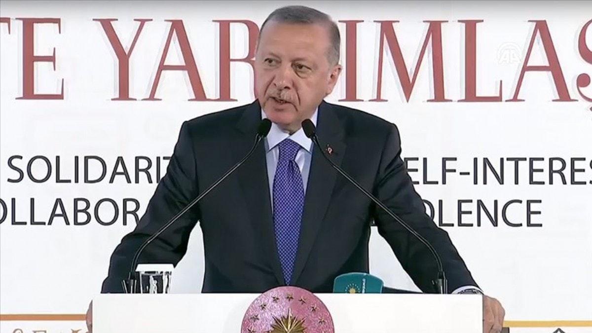 Bakan Erdoan'dan sert aklamalar: 'Bugn bize zgrlk dersi verenlerin tamamnda igal lekesi vardr'