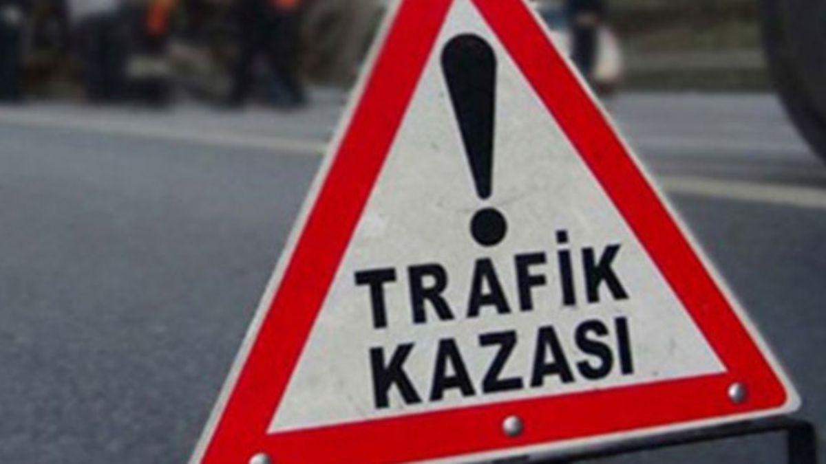 Giresun'da renci servisi duvara arpt: 10 yaral