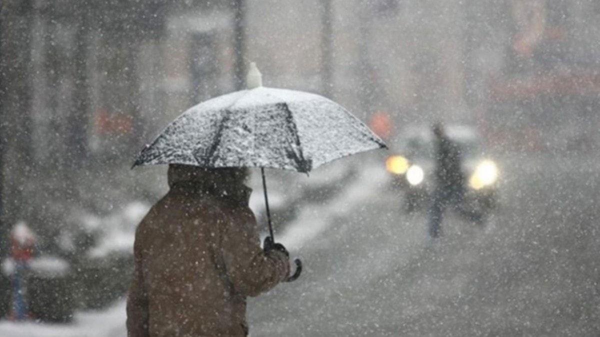 stanbul'a kar yaacak m" Meteorolojden son dakika aklamas