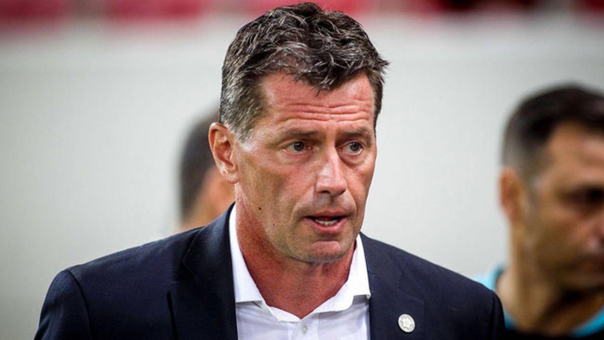 Michael Skibbe Galatasaray' bombalad: Srekli iime kartlar, 2 yl param demediler