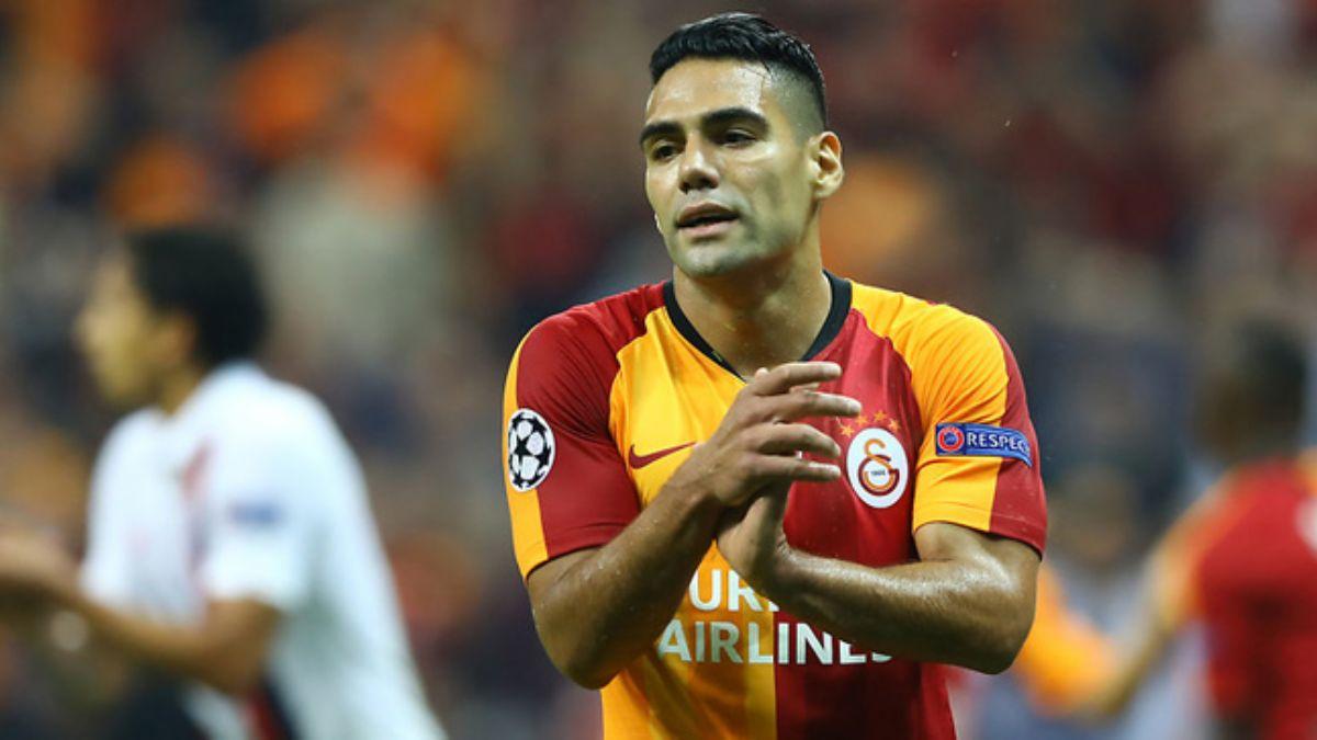 Galatasaray camiasnda Radamel Falcao krizi! 'Bu kadar para bouna m verildi'