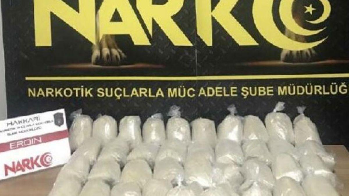 Hakkari'de 20 kilo 141 gram eroin ele geirildi