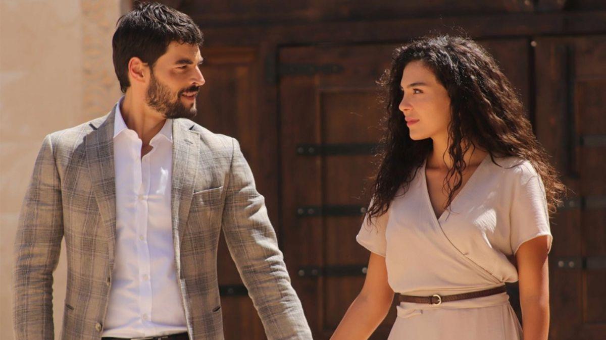 Akn Aknz'den Hercai itiraf: 'Emeklemekten yrmeye getim'