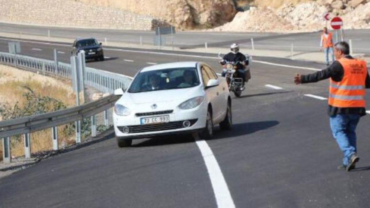 Hasankeyf'te 54 yllk yol kapand, yenisi ksmen ald