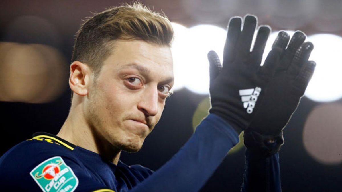 Drst'n villasna Mesut'tan 10 milyon dolar