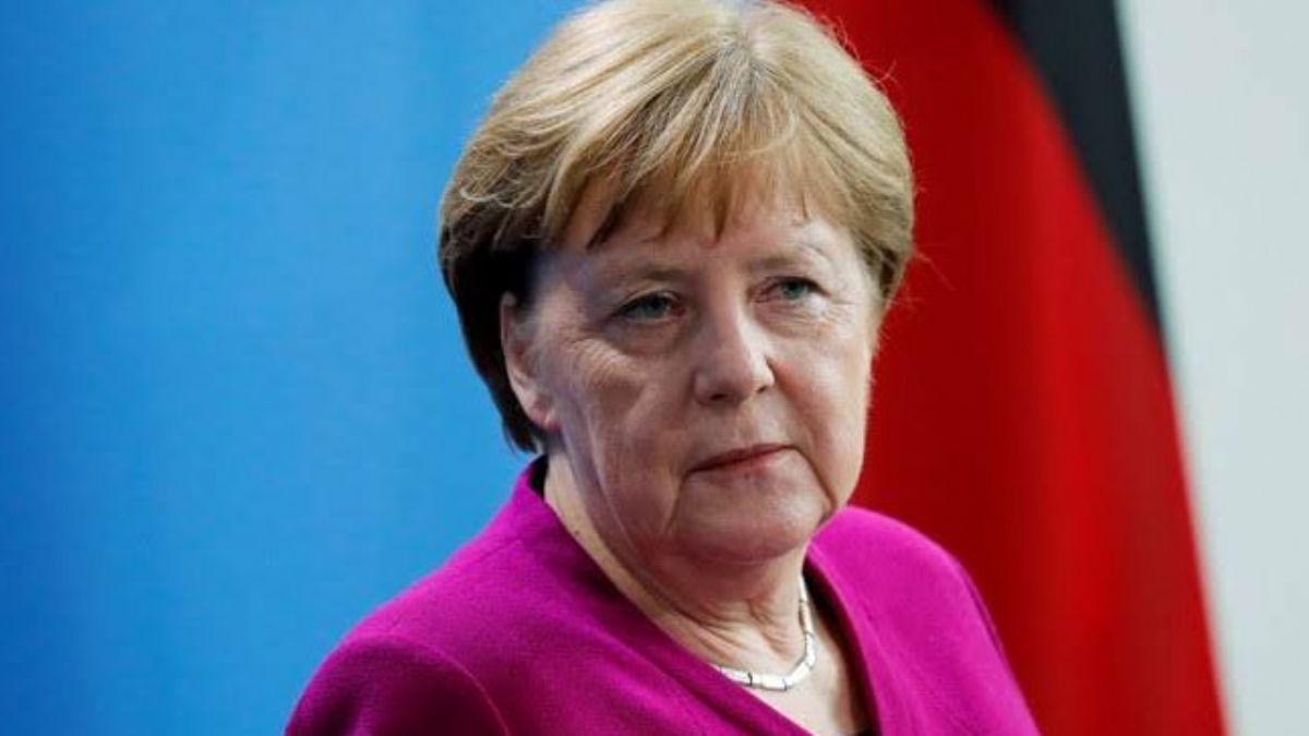 Merkel'den dikkat eken Bar Pnar Harekat aklamas