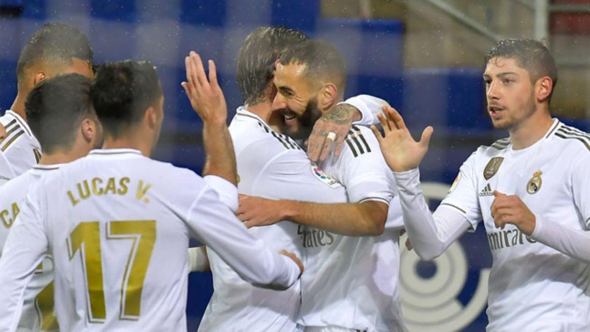 Benzema, Real Madrid'i uuruyor