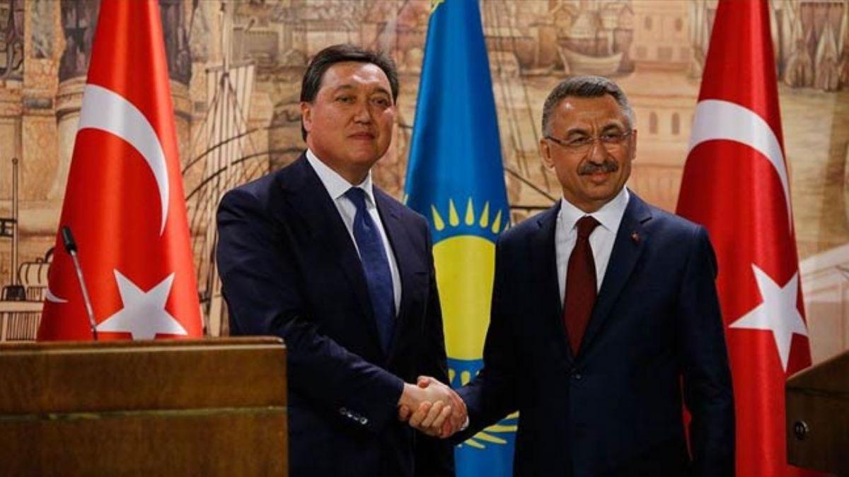 'Trkiye ile Kazakistan arasnda 1,4 milyar dolarlk 19 szleme imzaland'
