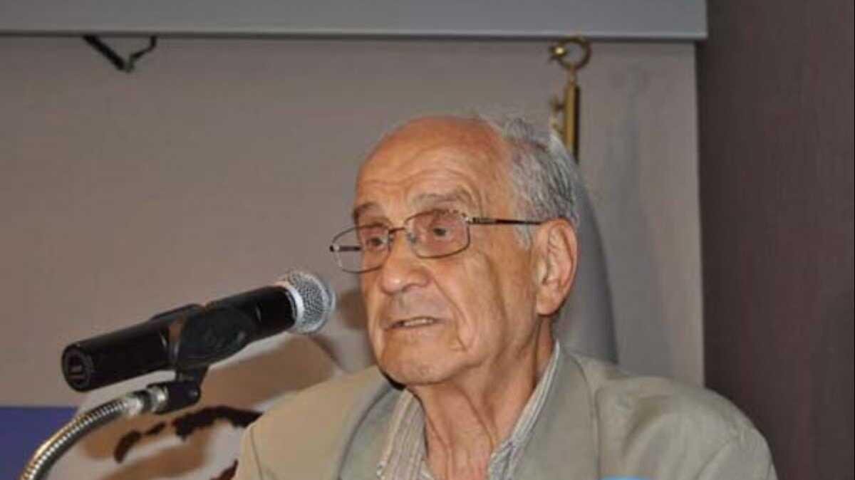 Mmtaz Soysal'n ei Sevgi Soysal kimdir" Mmtaz Soysal kimdir, ka yandayd" te hayat