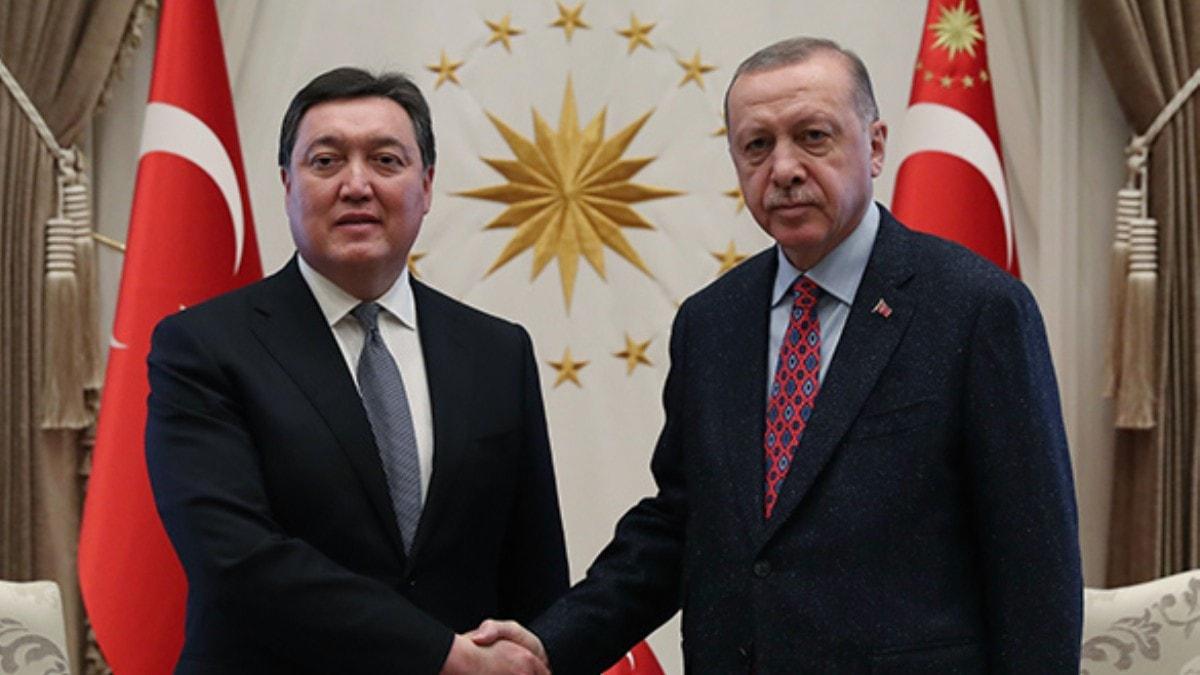 Trkiye ile Kazakistan arasnda 3 dev adm! mzalar atld