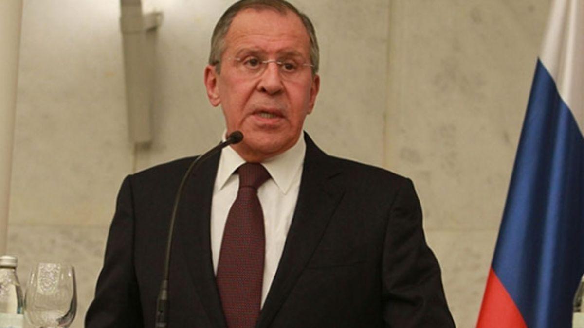 Lavrov: ABD petrol iin Suriye'yi blmek istiyor