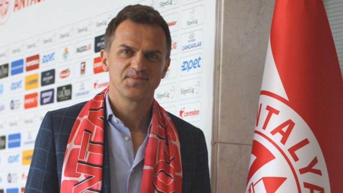 Antalyaspor teknik direktrlk grevine Stjepan Tomas' getirdi