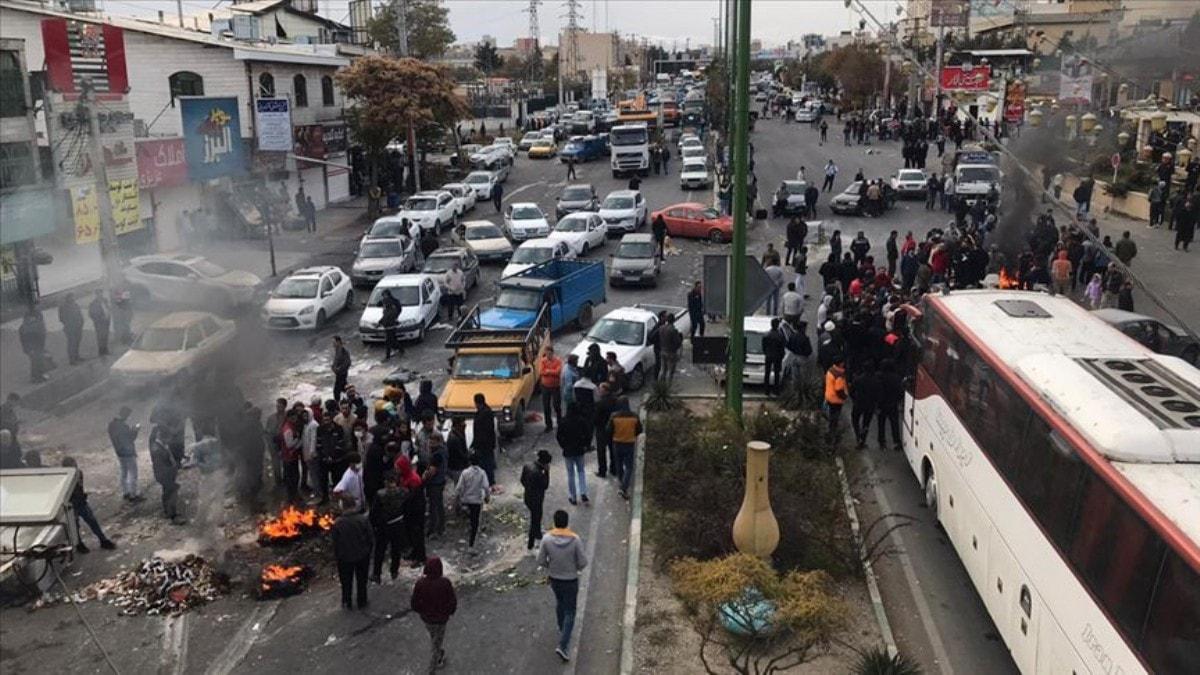 ran kart! Protestoculara sert mdahale