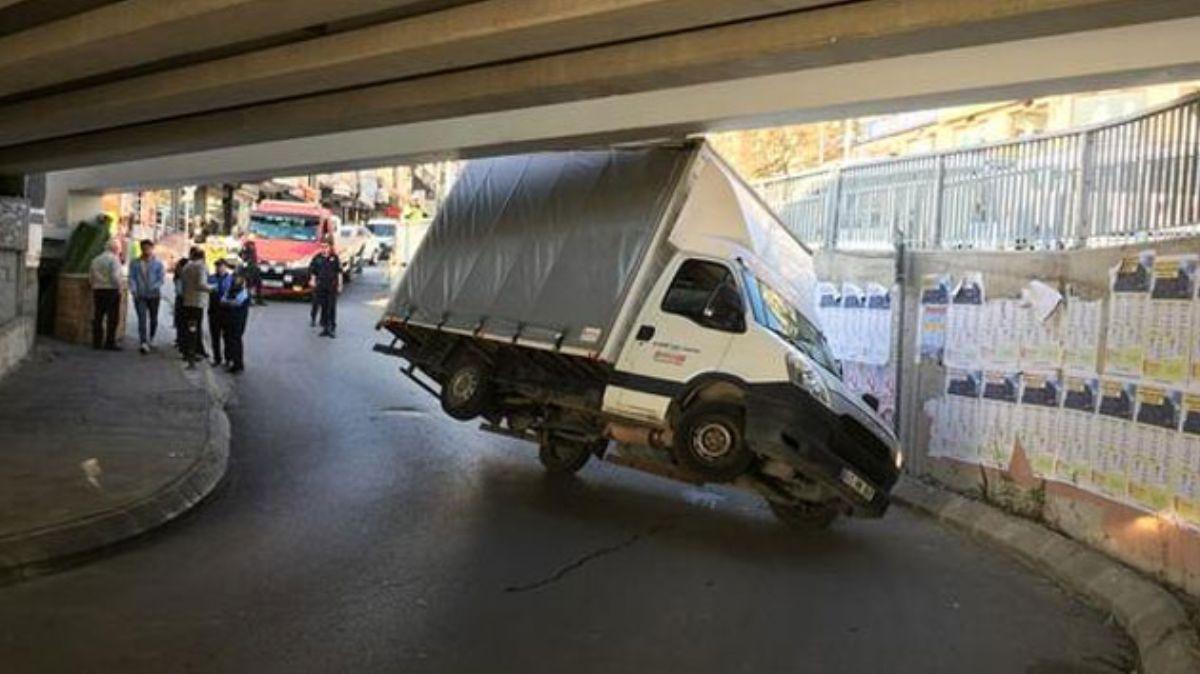 stanbul'da alt geide skan kamyonet grenleri artt 