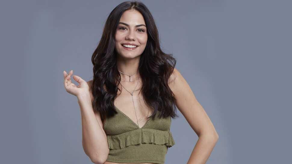 Demet Özdemir'den heyecanlandıran paylaşım: Hazırsak başlayalım