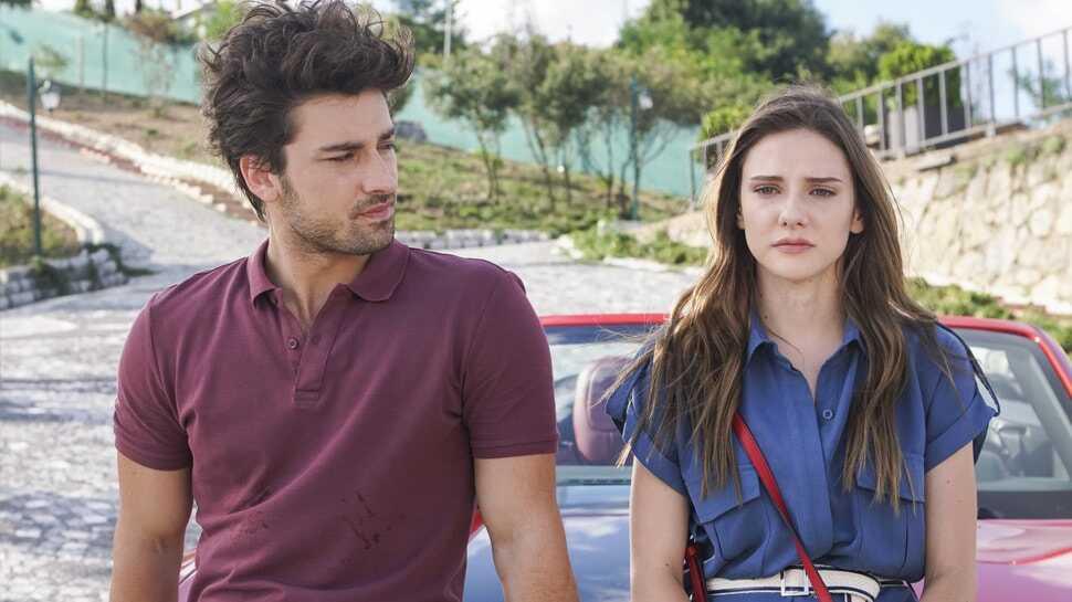 Alina Boz ve Alp Navruz'un Elimi Bırakma dizisinden üzen haber! Final mi yapıyor"