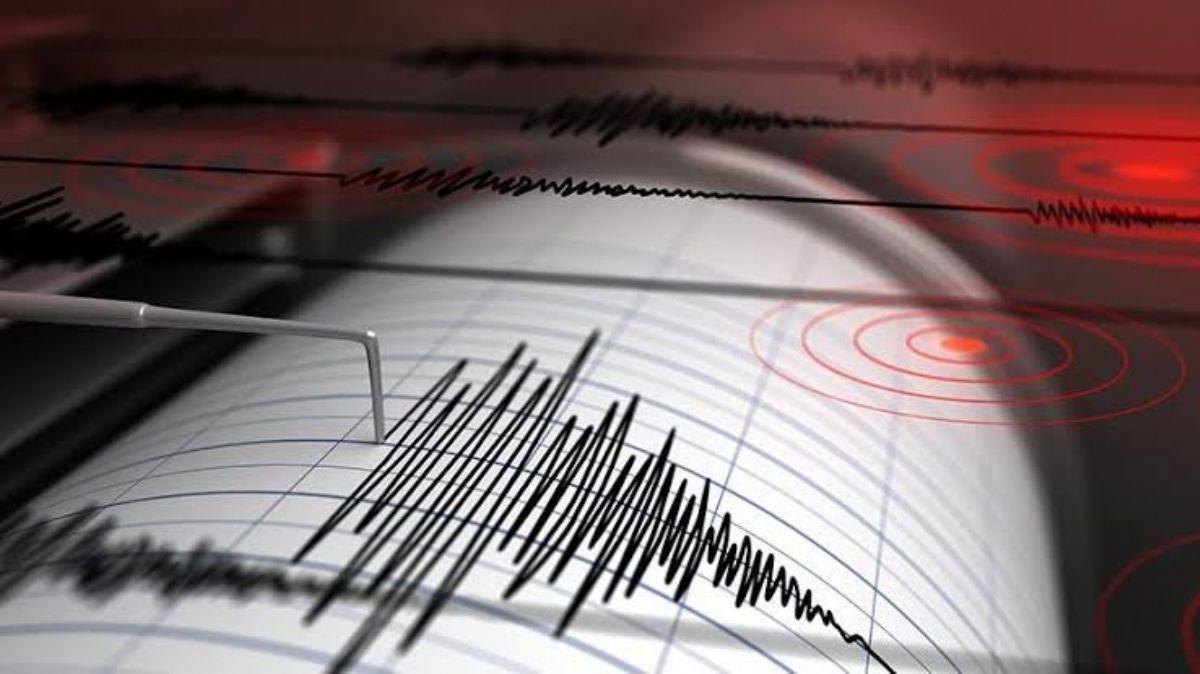 21 Kasım Kandilli en son nerede deprem oldu" Balıkesir Bigadiç deprem mi oldu" 