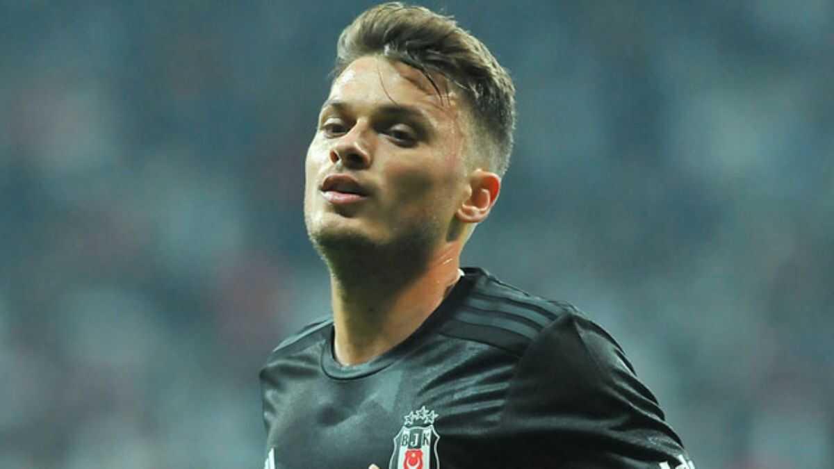 Lokomotiv Moskova'dan teklif alan Adem Ljajic, ayrlk karar iin devre arasn bekliyor