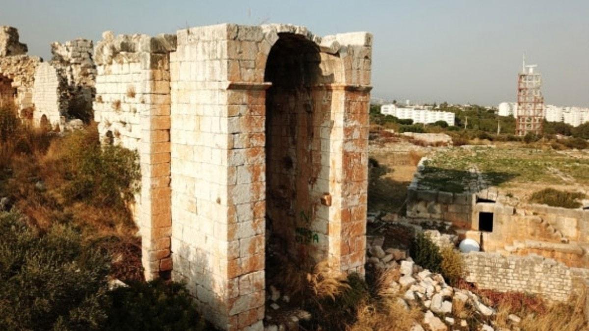 Mersin'deki antik kentte binlerce yllk hamam bulundu