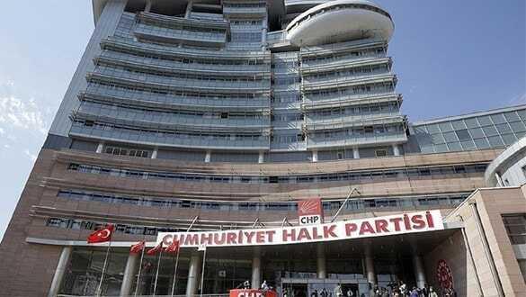 İddialar CHP'nin iç meselesi çıktı! Turan, Beştepe'ye gittiğini iddia ettiği CHP'li ismi açıkladı