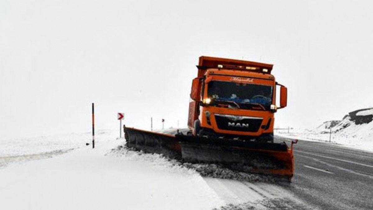 Van'da kar ve tipi nedeniyle 28 yerleim yerinin yolu kapand 