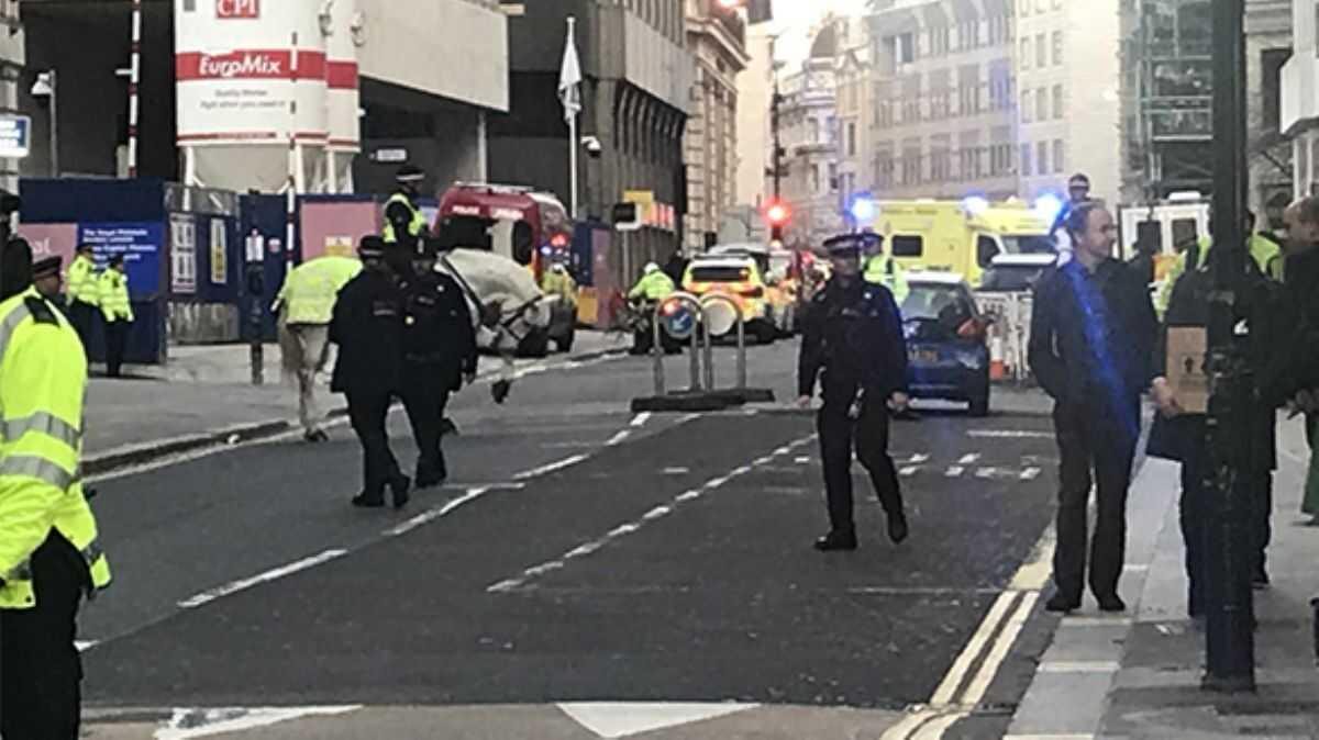 Londra'daki bakl saldrda 2 kii hayatn kaybetti