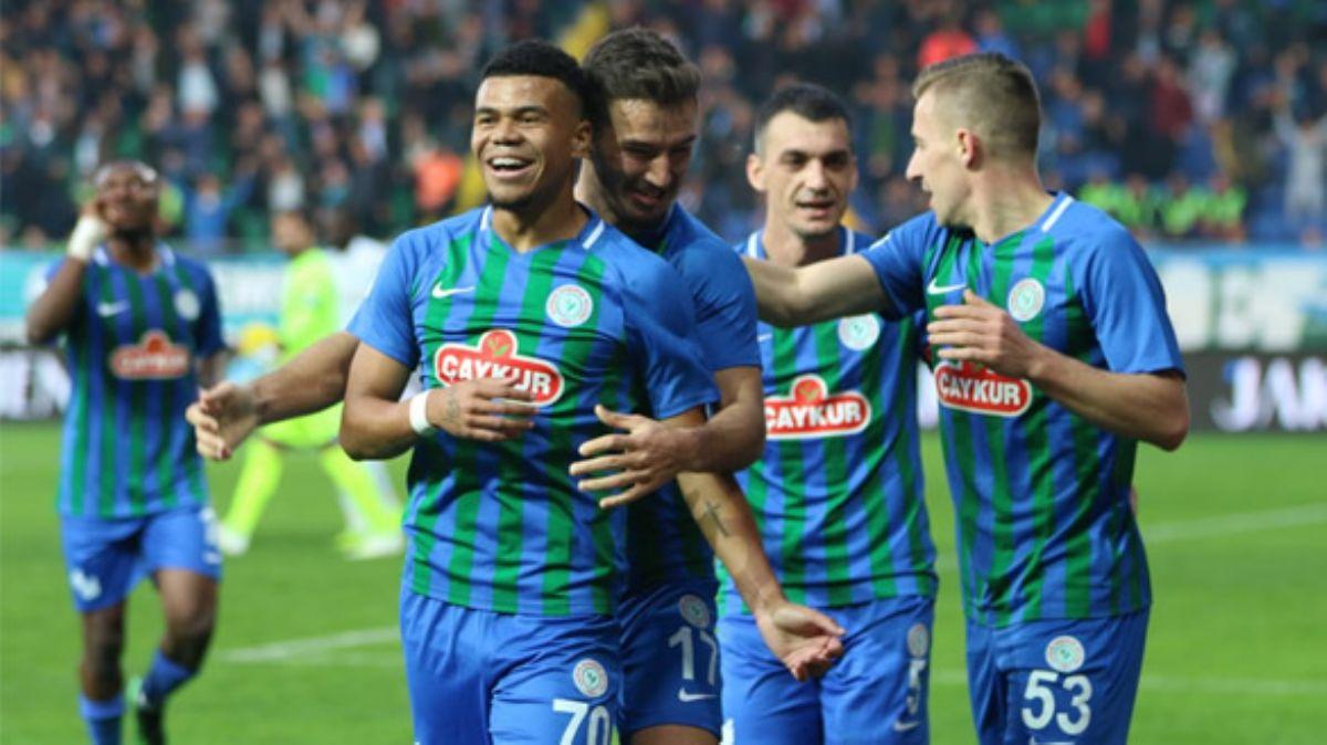 Rizespor, Konyaspor'u 3-1 malup etti