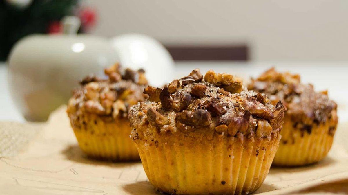 Bu lezzeti kefedenler hep istiyor: Elmal muffin tarifi!