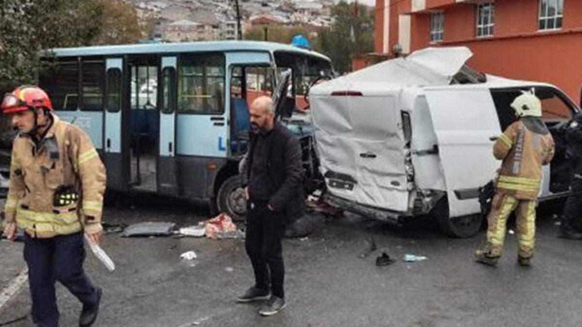 stanbul Gaziosmanpaa'da minibs devrildi: 1'i ar, 3 yaral