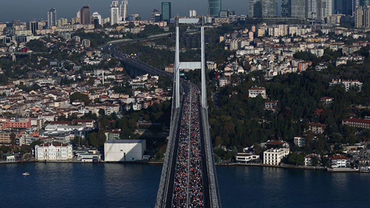 Vodafone 15. stanbul Yar Maratonu kaytlar balad