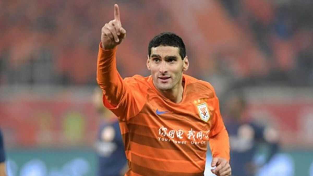 Marouane Fellaini Galatasaray A Imza Atmaya Hazir Son Dakika Galatasaray Haberleri