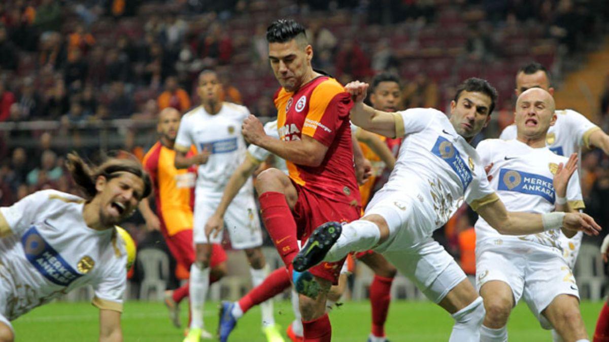 Galatasaray, kendi sahasnda Ankaragc ile 2-2 berabere kald