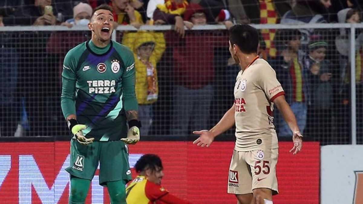 Muslera'dan Nagatomo'ya fra!