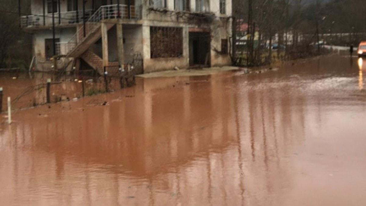 Dere tat Bartn-Kastamonu yolu ulama kapand