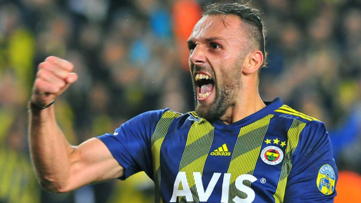 Fenerbahe geen sezonun ilk yarsnda toplad puan neredeyse ikiye katlad