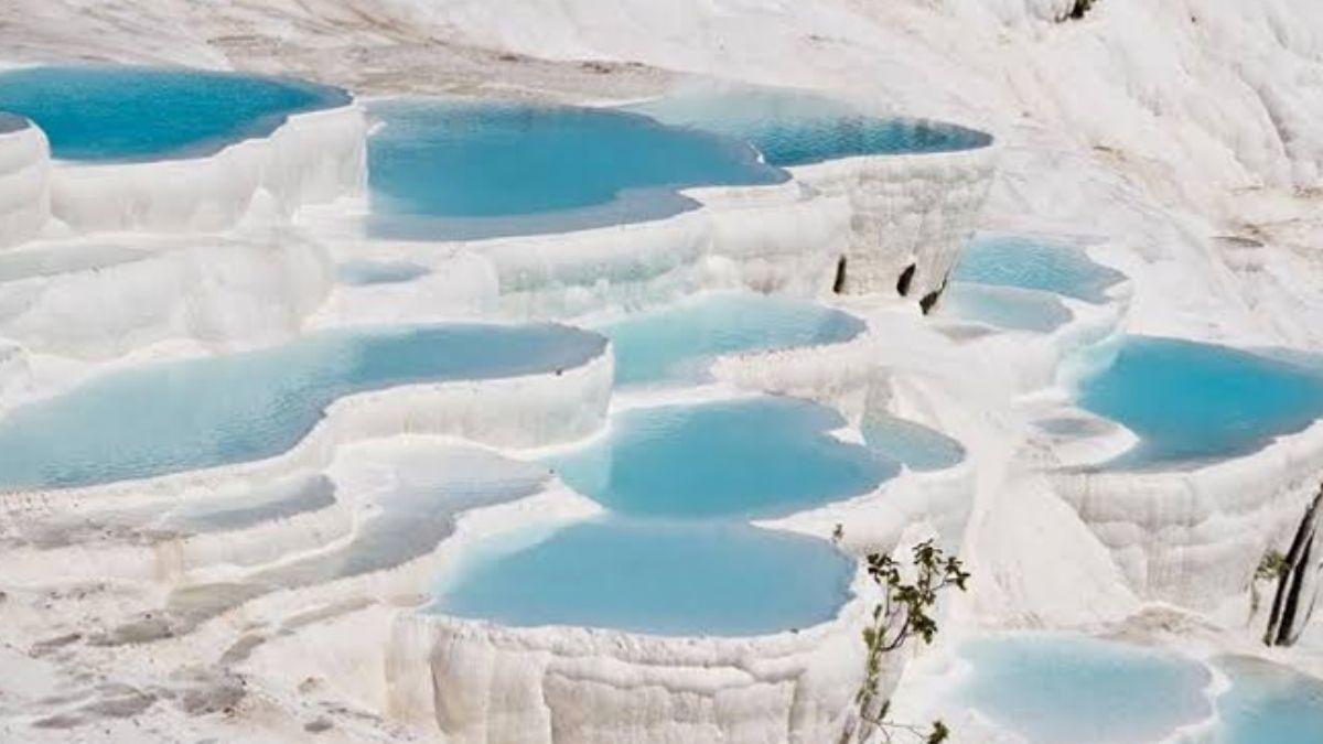 Beyaz cennet Pamukkale, yeni yln ilk gnnde ziyaretilerini arlad