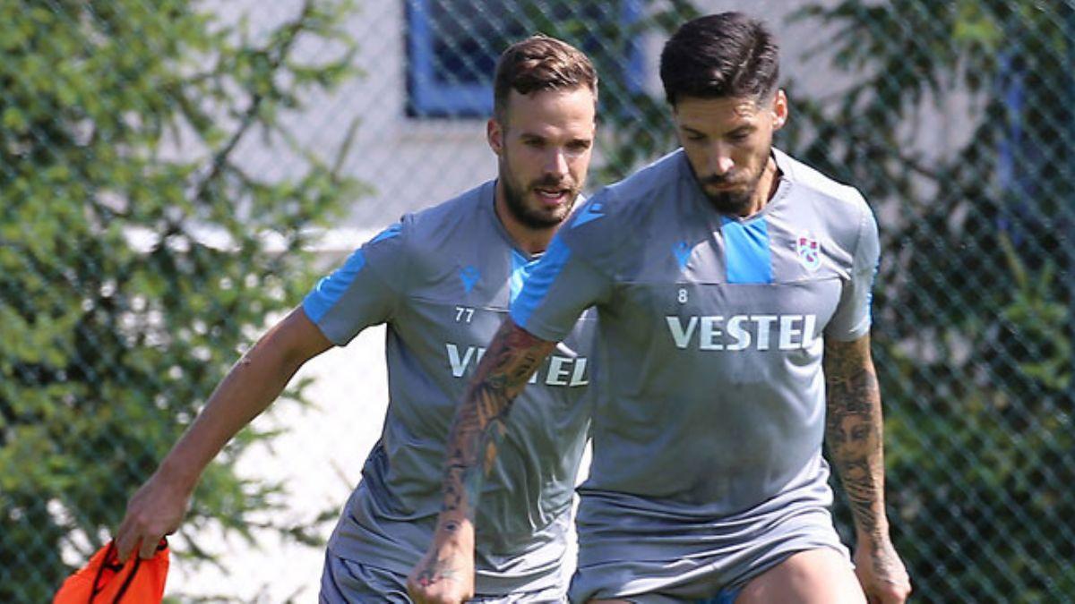 Trabzonspor'a Jose Sosa ve Novak'ta menajer engeli