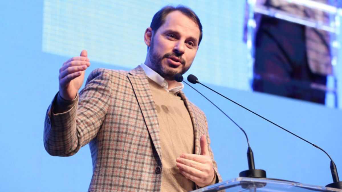 Bakan Albayrak kamu bankalar st dzey yneticileriyle bir araya geldi