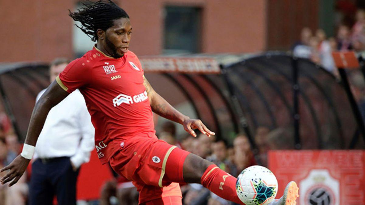 Dieumerci Mbokani iin Antwerp'ten Fenerbahe aklamas