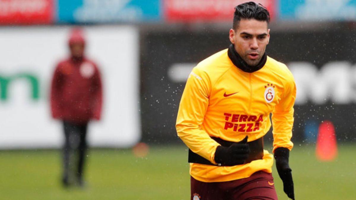 Radamel Falcao ligin ikinci yarsnda frtna gibi esecek