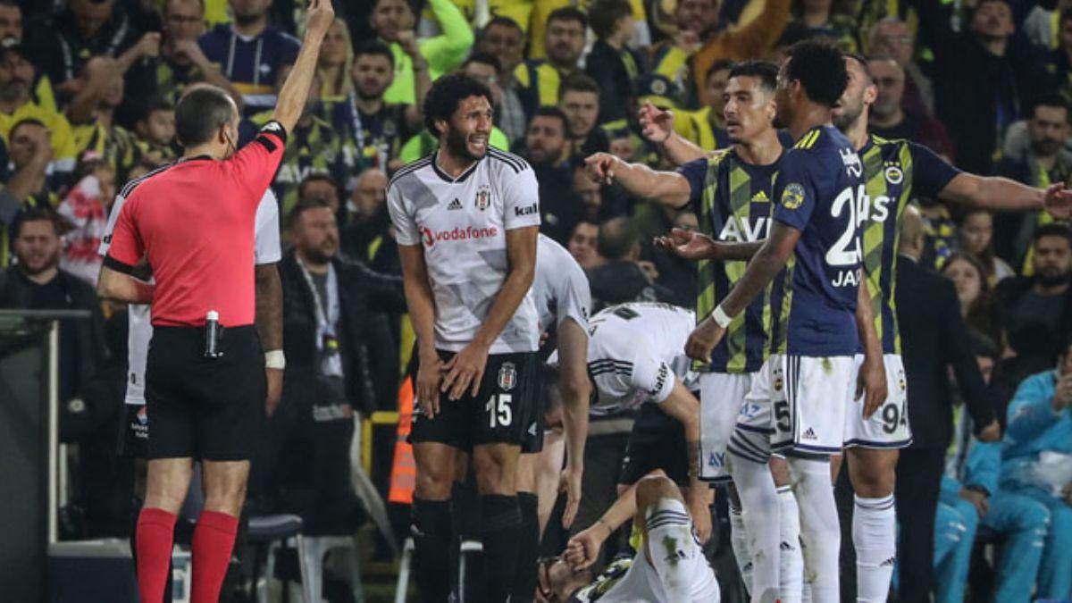 Elneny'den derbi hakemlerine sitem: 'VAR'a ramen...'