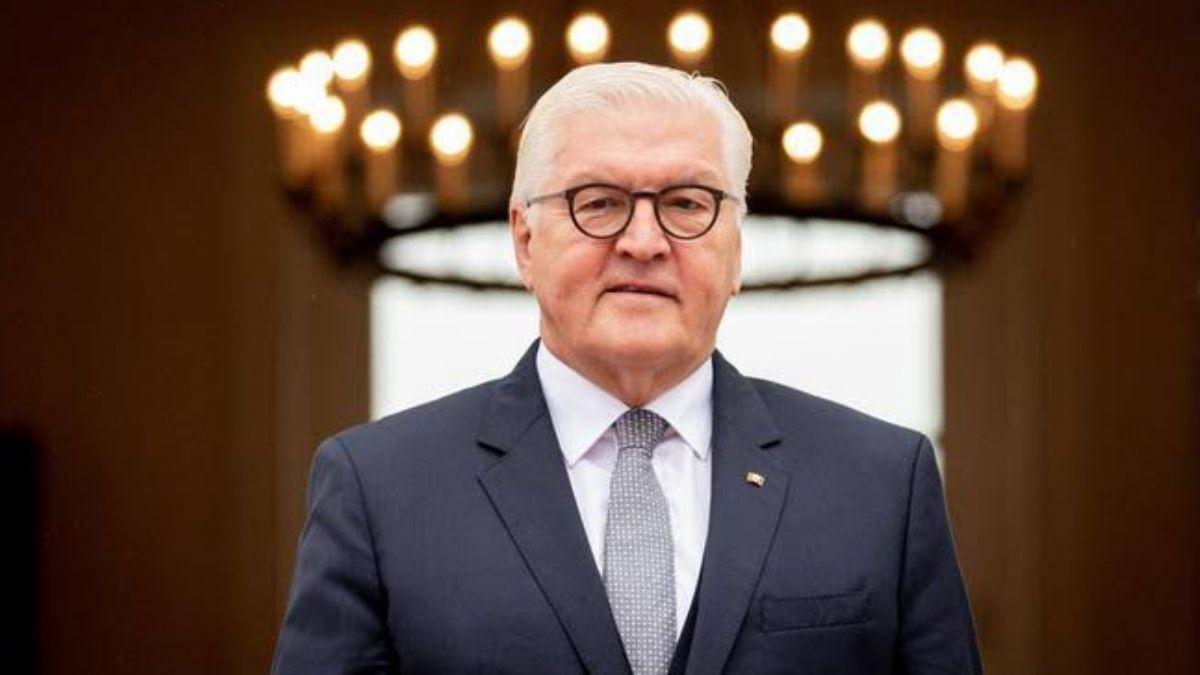 Almanya Cumhurbakan Steinmeier: nsanlar hakarete uradnda sesimizi ykseltmemiz lazm