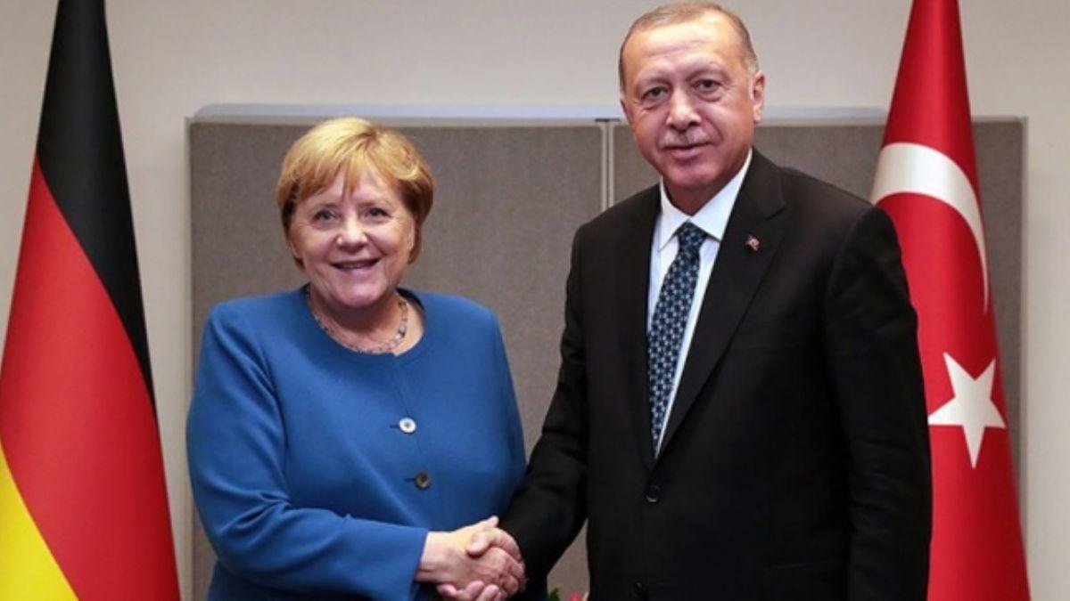 Bakan Erdoan, Almanya Babakan Angela Merkel ile grt