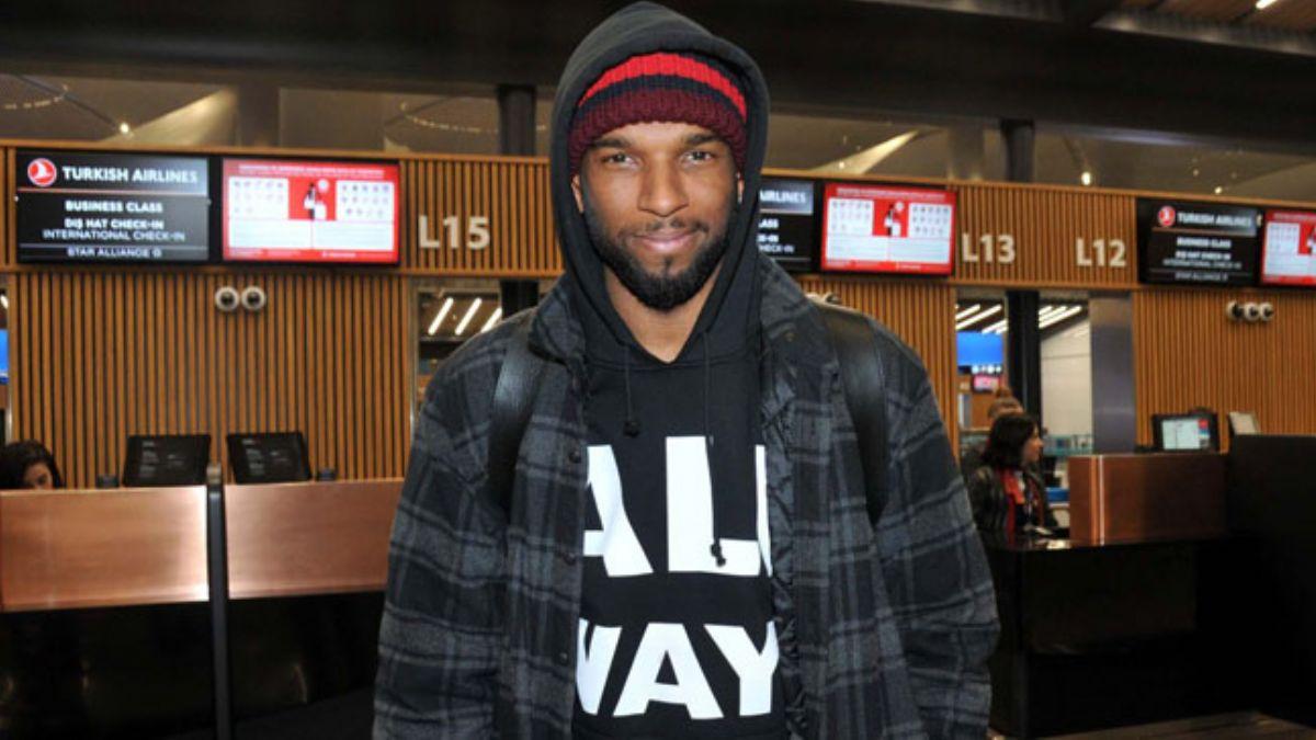 Ryan Babel, Terim'e ta att: Futbol oynuyorlar