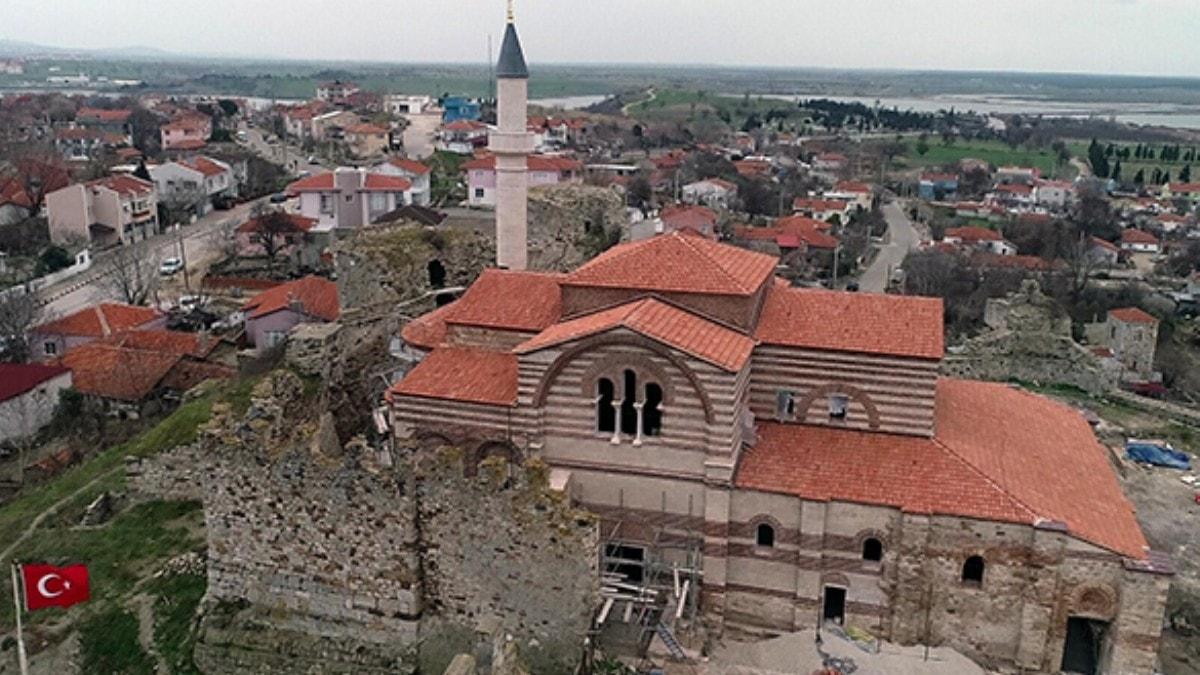 Fatih Sultan Mehmet tarafndan camiye evrilmiti: 55 yl sonra ibadete alyor